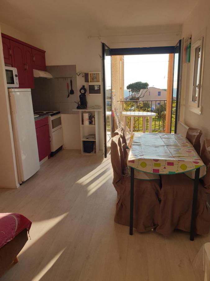 T2 Vue Mer Avec Parking Prive Saint-Pierre-la-Mer  Exterior photo